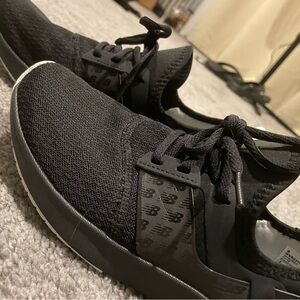 Women’s new balance sneakers